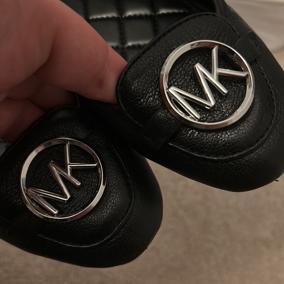 Like New Michael Kors Flats - Picture 4 of 6